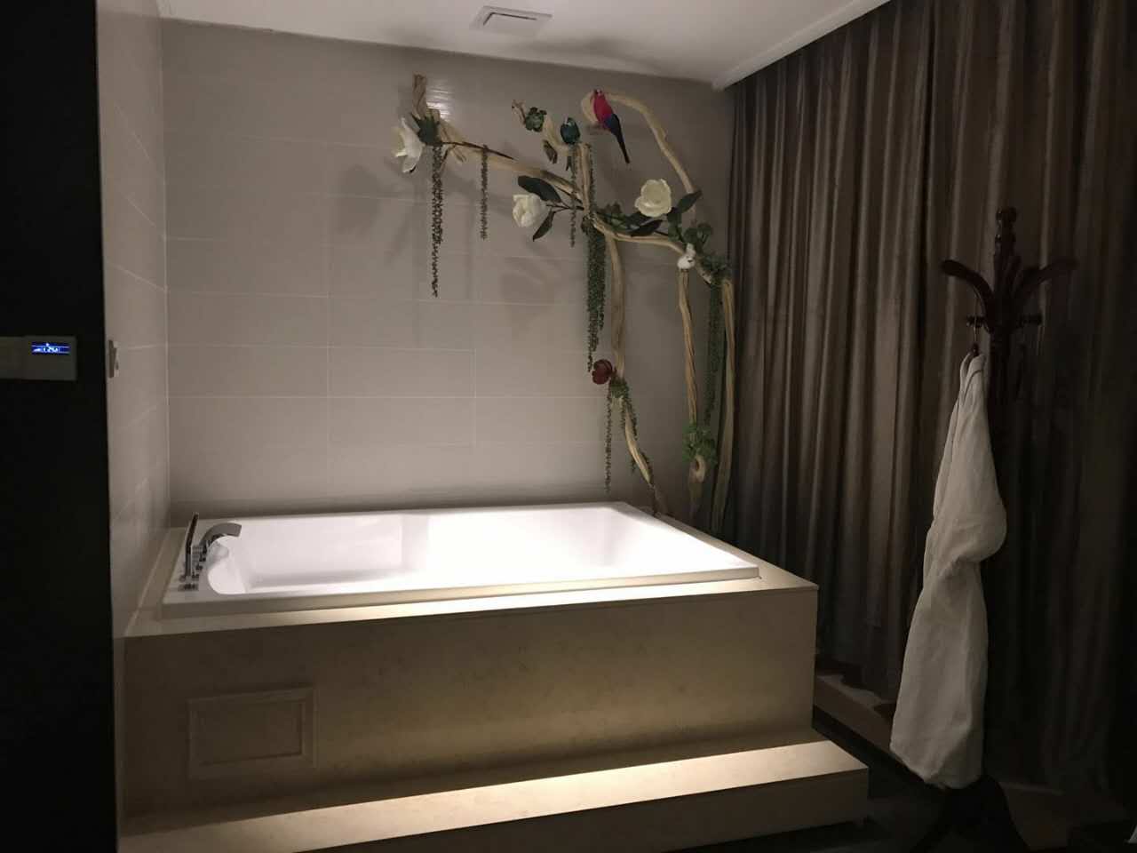 徐汇区附近的浴室有哪些酒店好玩的地方